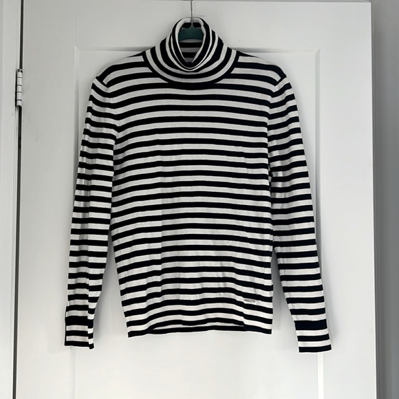 Tommy Hilfiger Striped Turtle Neck - Picture 1 of 3